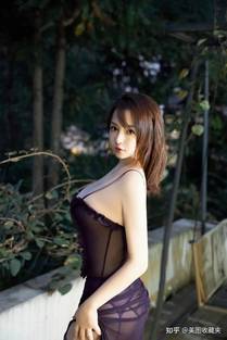 楼上的人们海报